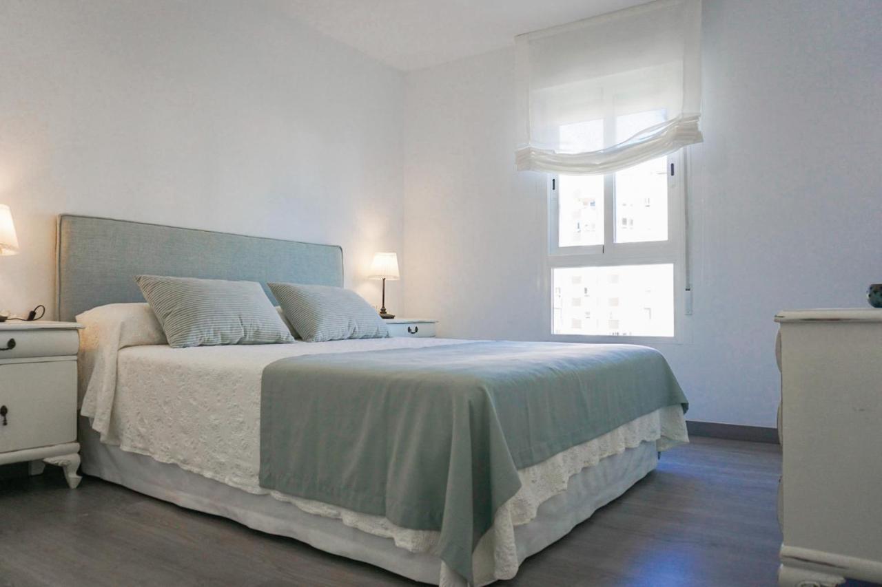 Wintowinrentals Amazing Apartment With Sea View Málaga Exterior foto